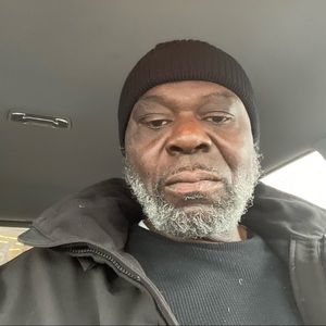 Meet your Posher, Gregory